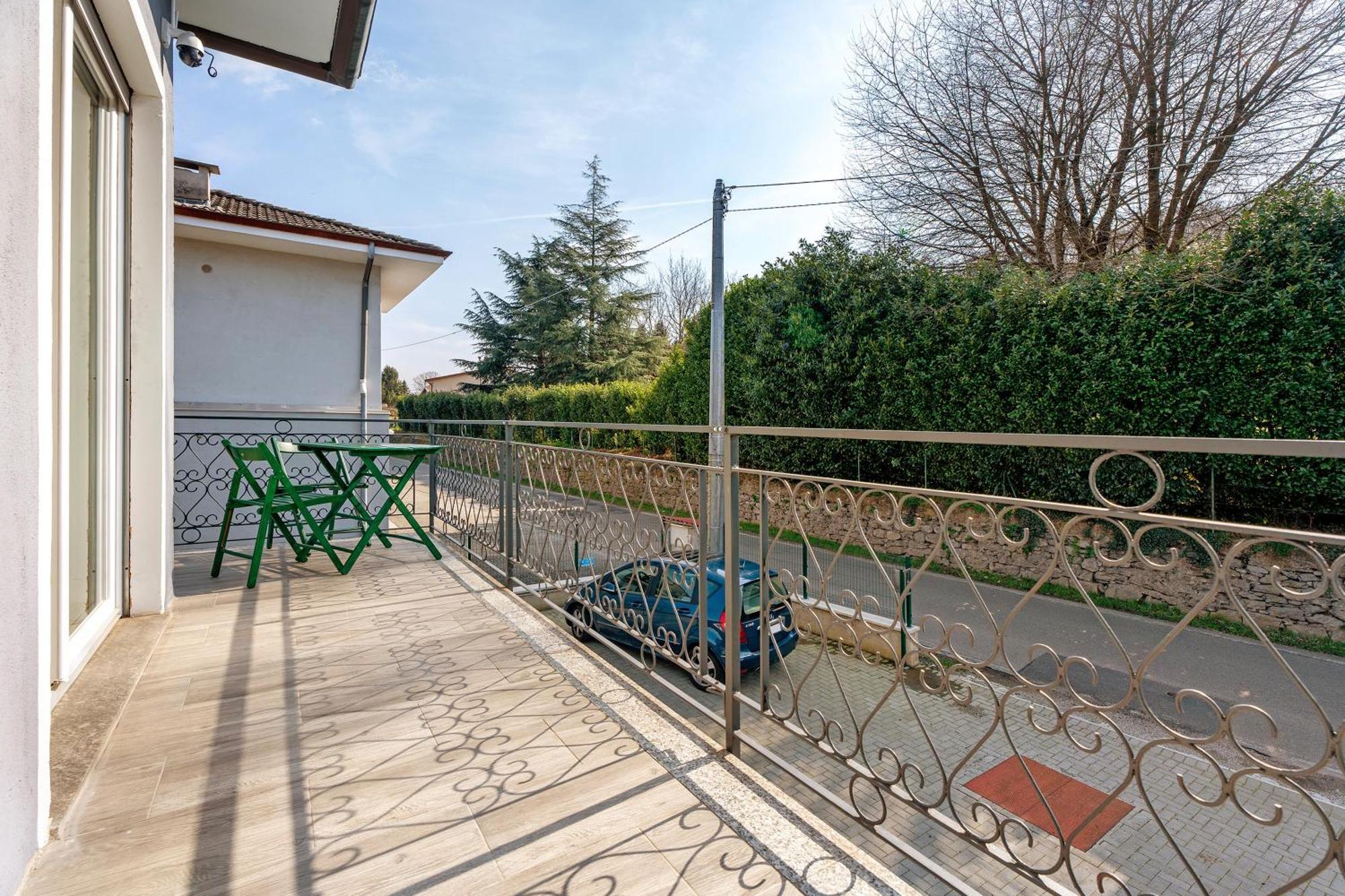 Sweet Home Apartments Peperoncino Arona Esterno foto
